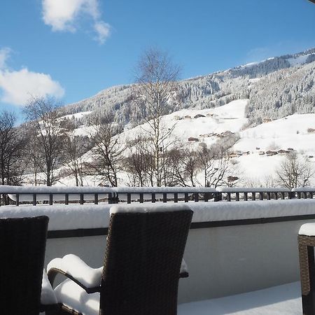 Apartment Smaragdblick Wildkogel Bramberg am Wildkogel Exterior foto